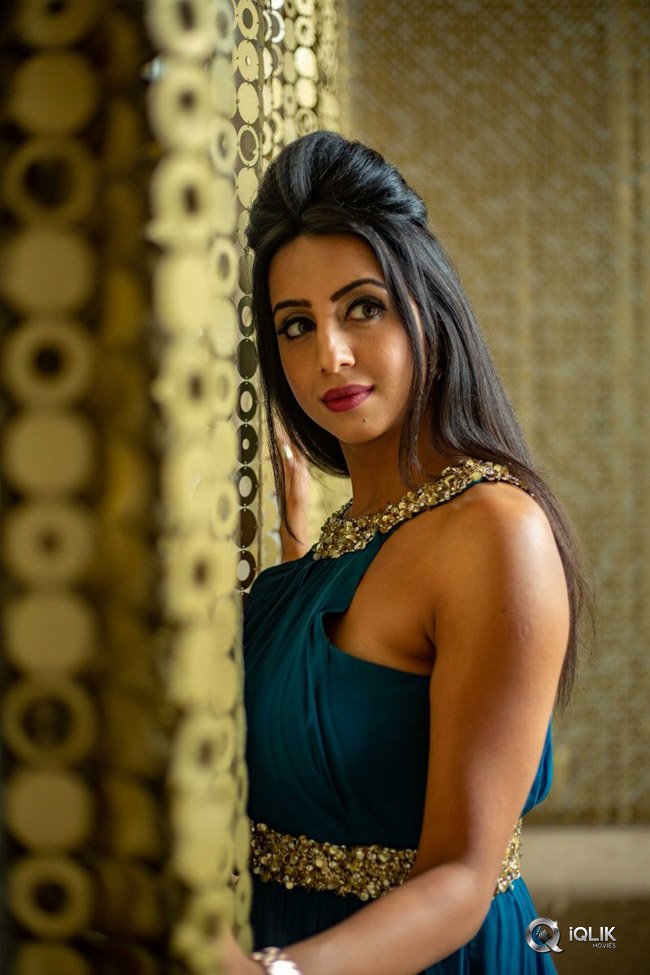 Sanjjanaa